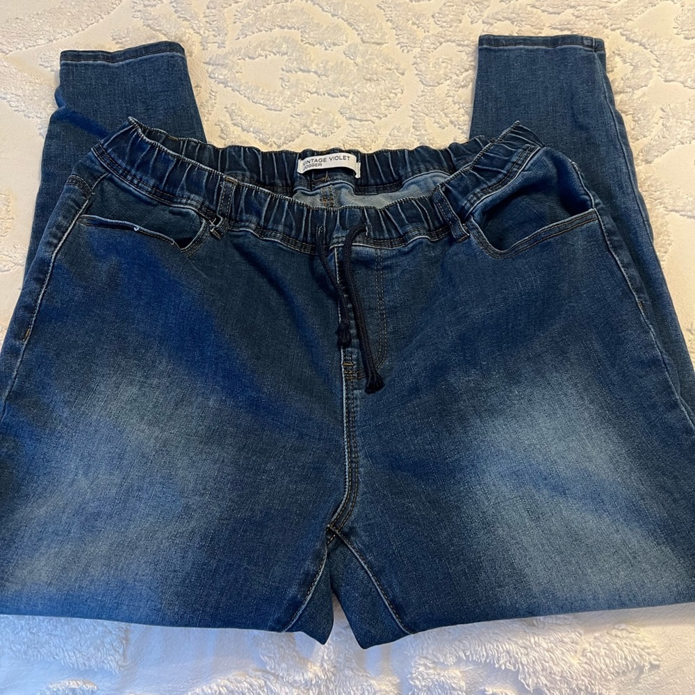 Pull on jogger style jeans jogging